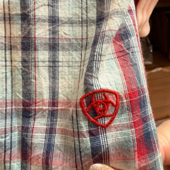 Ariat Women's Cowboy Western Style Plaid Short Sleeve Button up Shirt Size L - Picture 5 of 7